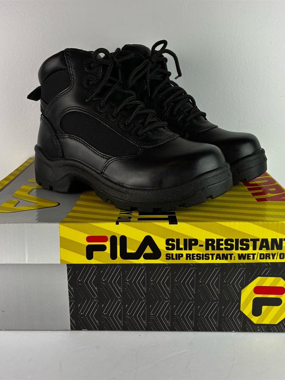 Fila NWOT Chastizer Black Work Boots